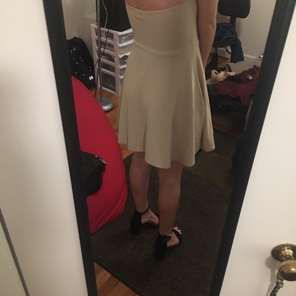 ❗️FREE w/any purchase❗️NWT nude dress - Picture 4 of 6